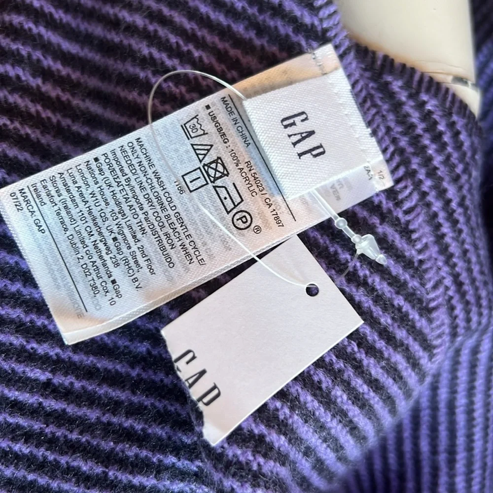 Gap scarf purple and black soft versatile NWT Viking colors!